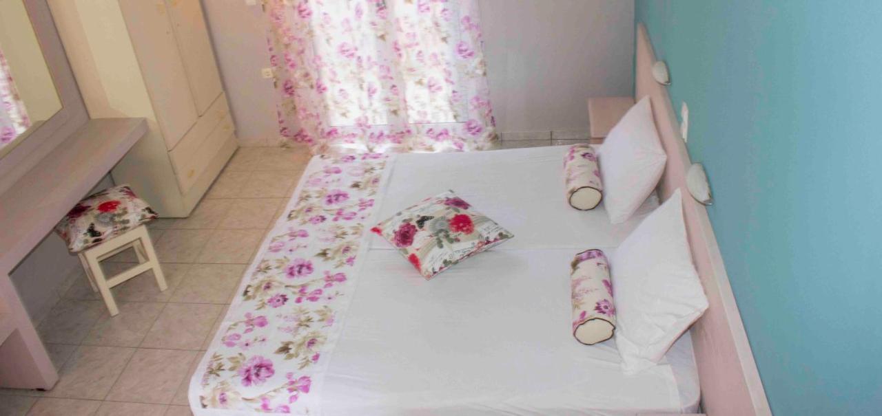 Hotel Plessas Palace Аликанас Номер фото